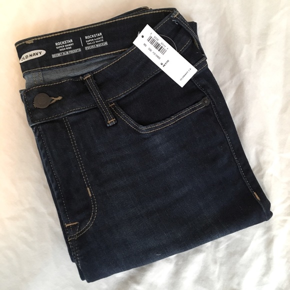 NWT ⭐️ Dark Blue Skinny Jeans - Picture 3 of 4